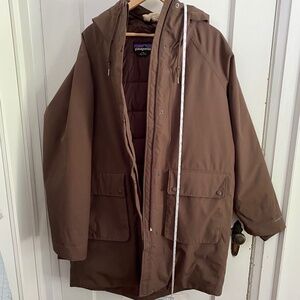 Large Women's Patagonia Parka